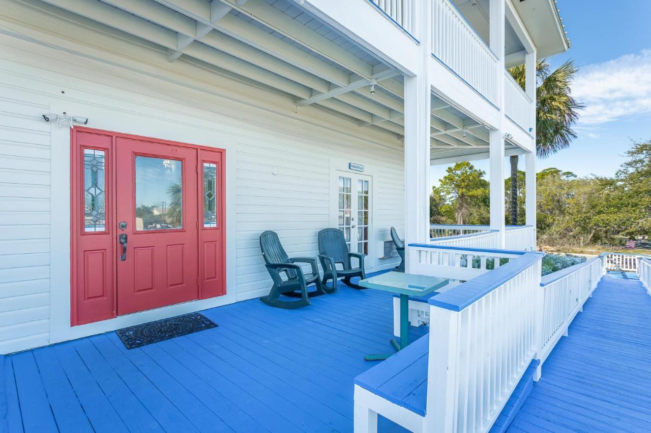 St George Inn St. George Island Bagian luar foto