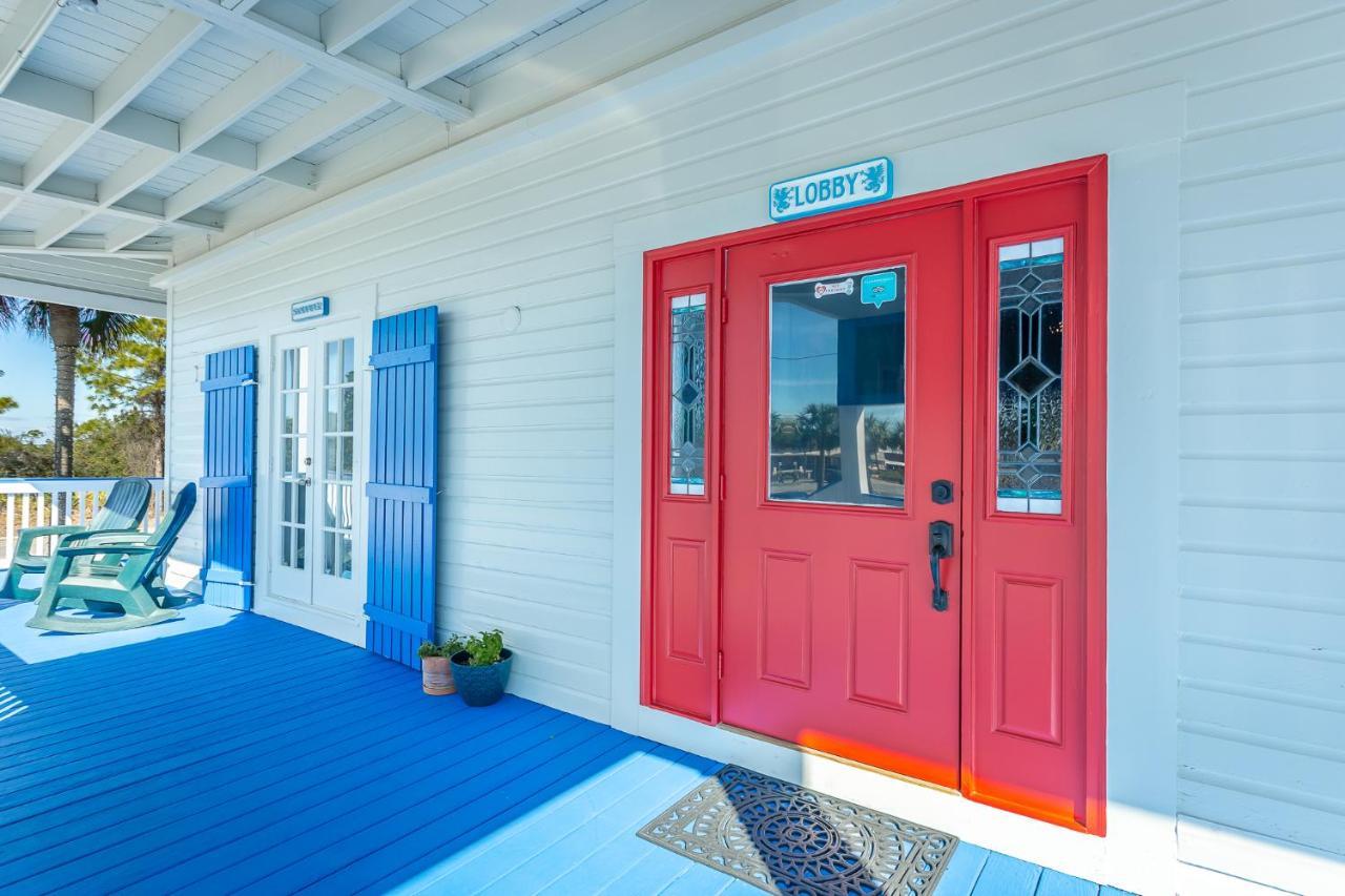 St George Inn St. George Island Bagian luar foto