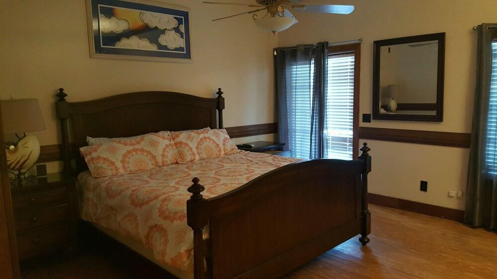 St George Inn St. George Island Bagian luar foto