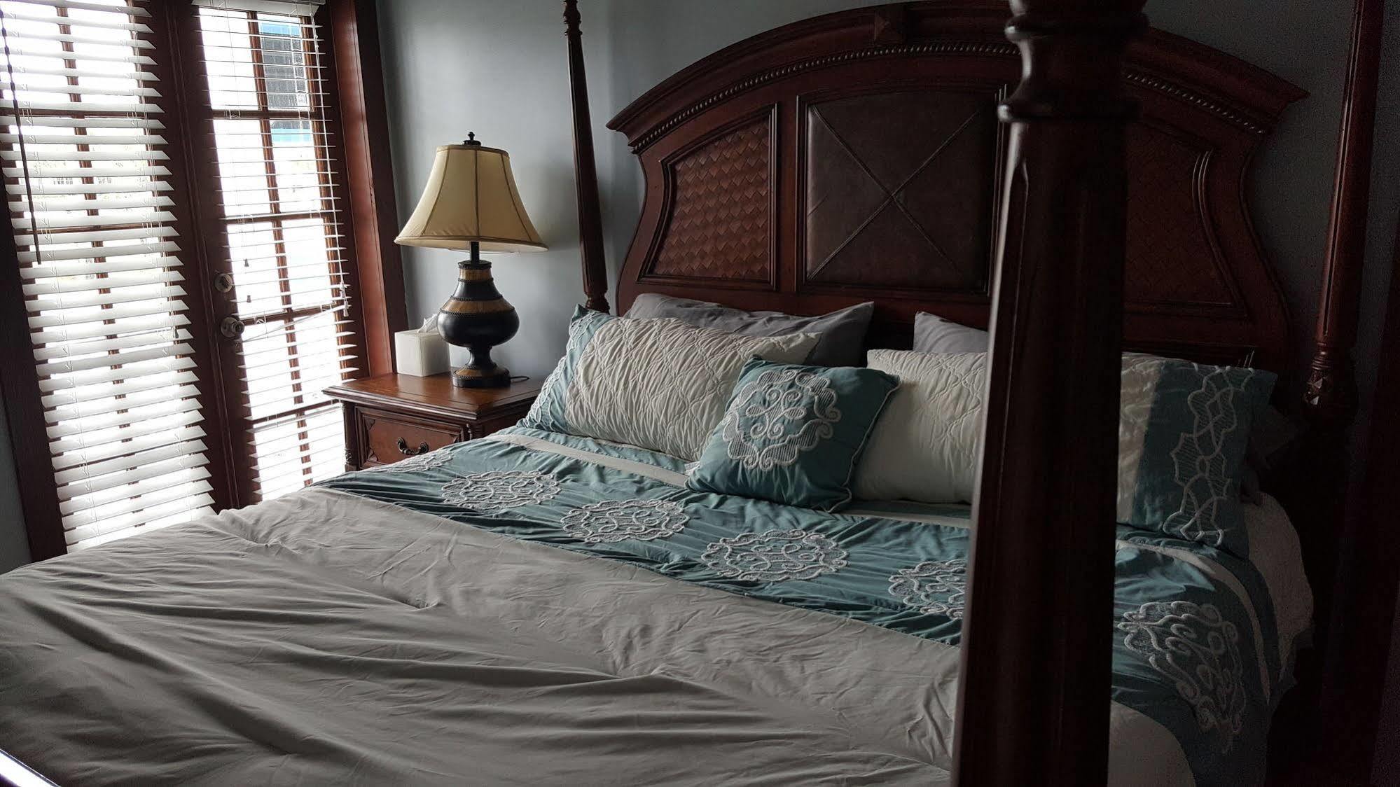 St George Inn St. George Island Bagian luar foto